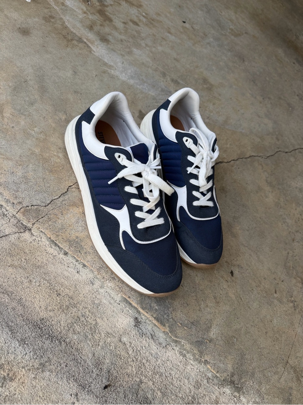 Steve Madden Navy and White Retro Runner Sneakers